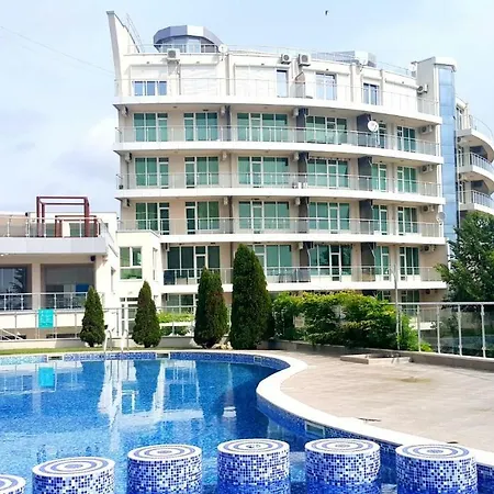 Apartment Silver Delux