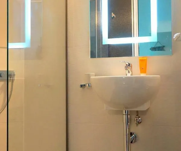 Silver Delux Byala (Varna)